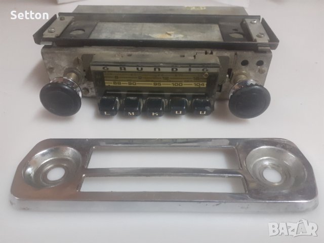 Grundig vintage car radio, снимка 2 - Радиокасетофони, транзистори - 38839862