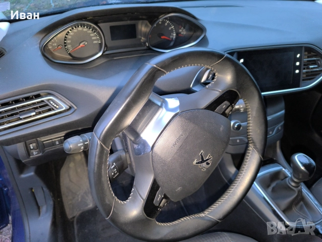 Пежо 308 1,2 Puretech 110 к.с., снимка 5 - Автомобили и джипове - 52384678