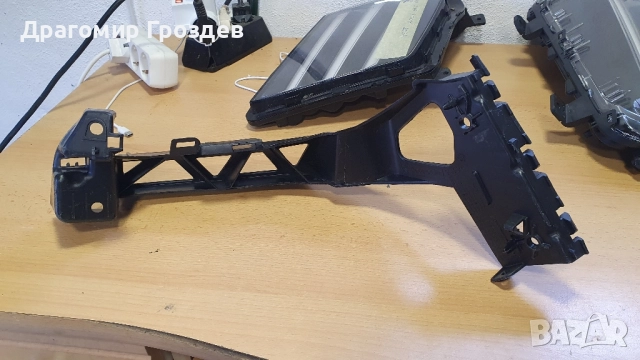 НОВИ, оригинални ляв и десен водач (държач) за задна броня за Peugeot 207 CC / Пежо 207, снимка 14 - Части - 51755693