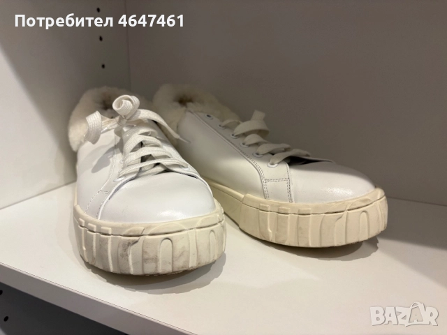 ОРИГИНАЛНИ Дамски кецове miu miu, снимка 2 - Маратонки - 52366136