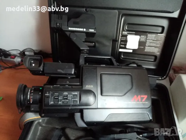 VHS проф.камера PANASONIC NV-M7EG пълен комплект с оригинален куфар, снимка 7 - Камери - 48769877