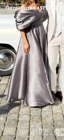 Официална рокля