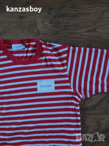 calvin klein - страхотна мъжка тениска КАТО НОВА, снимка 4 - Тениски - 37891397