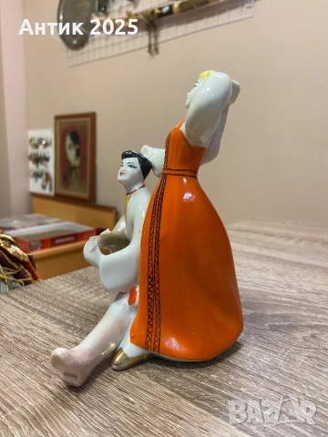 Винтидж съветска порцеланова фигурка „Руски танц“, снимка 4 - Антикварни и старинни предмети - 51940427