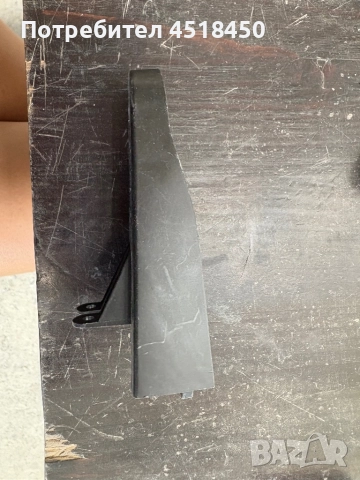 Държач за ляв фар на Mercedes GLK X204, снимка 2 - Части - 51818490