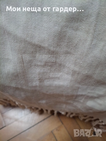 Шал широк Fendi , снимка 4 - Шалове - 51984628