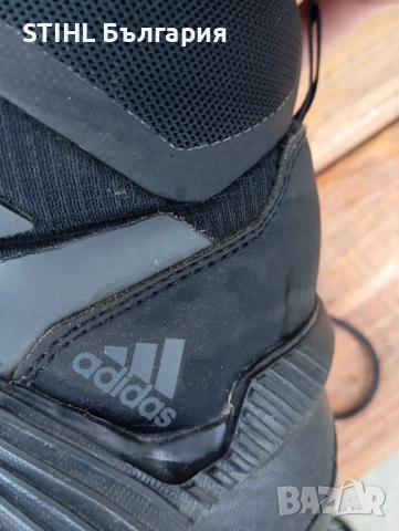 Адидас зимни обувки , снимка 4 - Детски боти и ботуши - 52297510