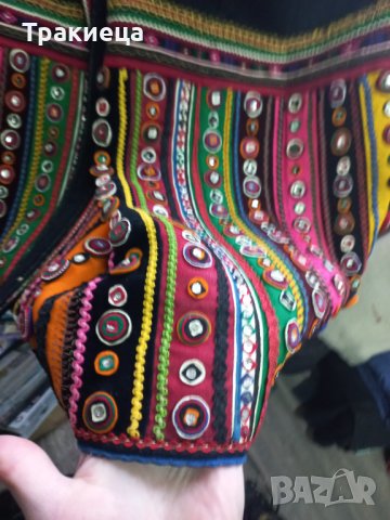 Вълнен тракийски сукман с опашки носия, снимка 7 - Антикварни и старинни предмети - 39615310