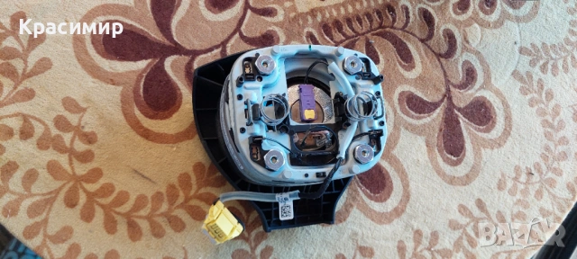 Еърбек волан за VW Golf 5 ,трилъчев, снимка 2 - Части - 53596127