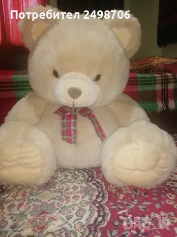 Нови плюшени мечета и куче.
