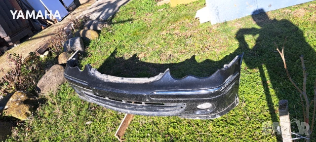 Предна броня  с  Халогени за Мерцедес Ц  клада 2005 г. , снимка 2 - Части - 53042358