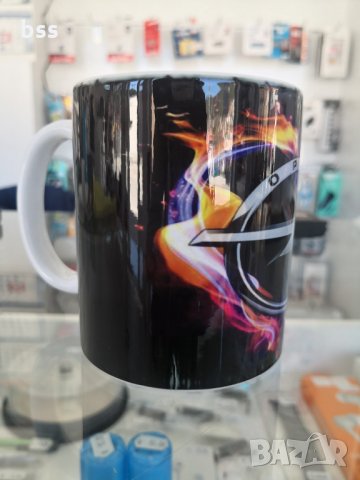 Бяла порцеланова чаша с логото на Опел / Opel, снимка 2 - Чаши - 28538431