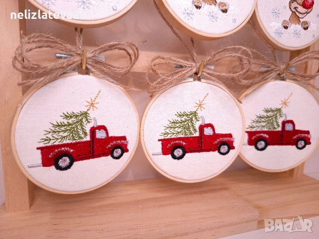 Бродирани играчки за елха, снимка 4 - Декорация за дома - 52384599