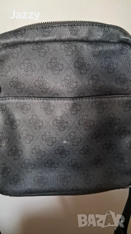 Оригинална мъжка чанта Guess, снимка 2 - Чанти - 52709890
