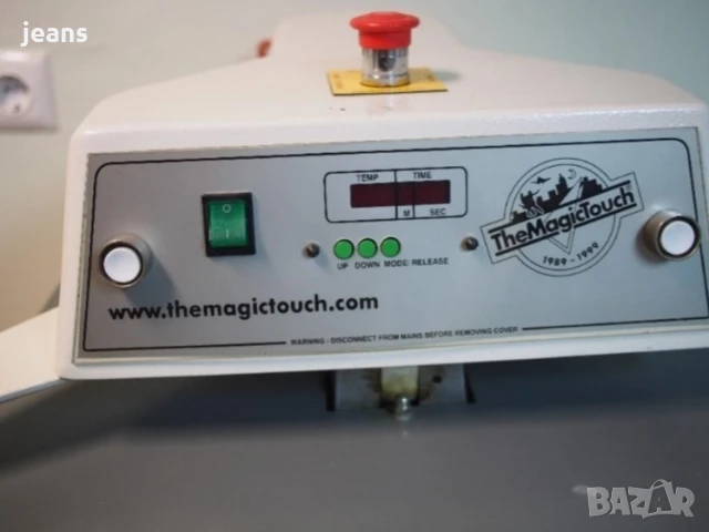 Пневматична автоматична термо преса, снимка 3 - Други машини и части - 51003166