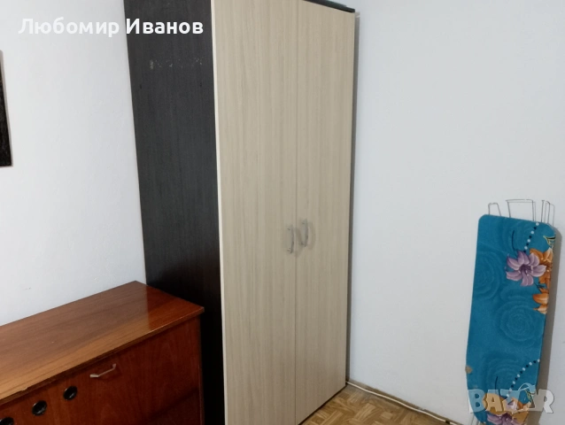 Гардероб двукрилен , снимка 2 - Гардероби - 53193650