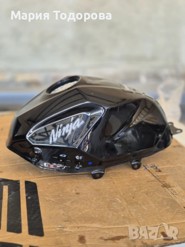 Резервоар за Kawasaki Z1000, Z900, Z650, MT-09, MV Agusta, снимка 13 - Части - 53268889
