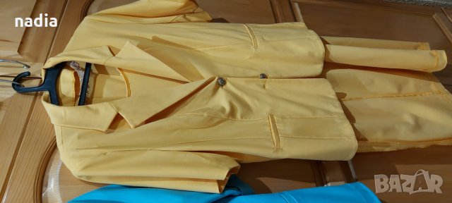 Костюми почти нови шити по поръчка .бях по бързо и сега ми са доста големи.а цикламеното е яке пак щ, снимка 4 - Комплекти - 28134250