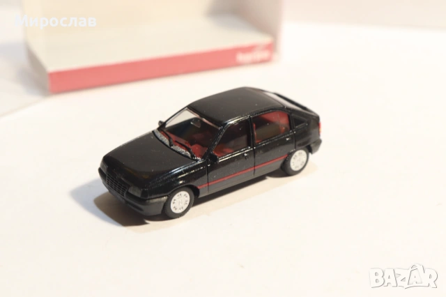 HERPA H0 1/87 OPEL KADETT КОЛИЧКА МОДЕЛ, снимка 2 - Колекции - 53328655