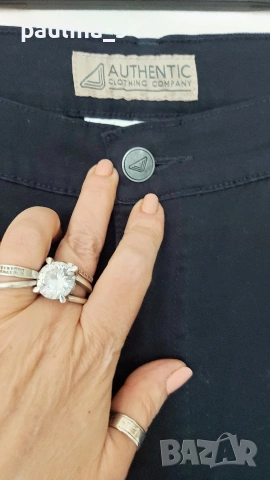 Три различни броя / Дамски маркови дънкови бермуди "AWG Mode center sure", "safran" и "Authentic" , снимка 18 - Къси панталони и бермуди - 53281371