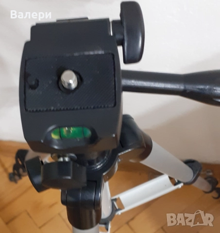 Статив (стойка) за фотоапарат-TRIPOD WT - 3110A, снимка 3 - Чанти, стативи, аксесоари - 52433656