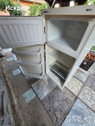 Хладилник Либхер/Liebher с горен фризер, снимка 8 - Хладилници - 51379820