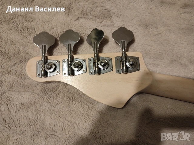 Бас китара , снимка 6 - Китари - 53193877