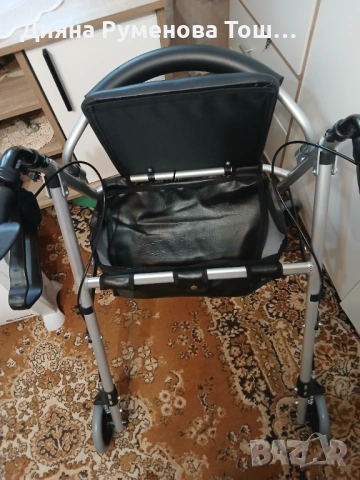 Проходилка на колела , снимка 2 - Инвалидни колички - 53198073