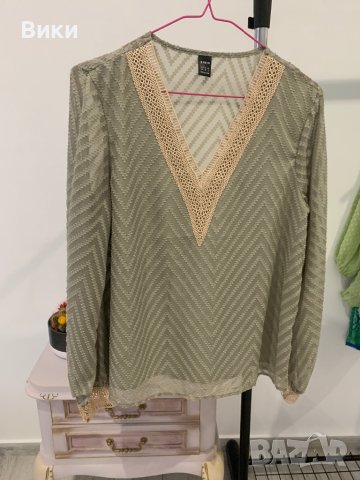 Дамска блуза в размер М, снимка 8 - Блузи с дълъг ръкав и пуловери - 44118792
