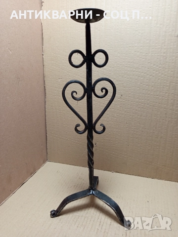 Стар Ръчно Изработен Метален Свещник. Номер 447., снимка 2 - Антикварни и старинни предмети - 51644010