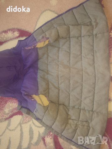 Елек mountain warehouse , снимка 2 - Детски якета и елеци - 43966183