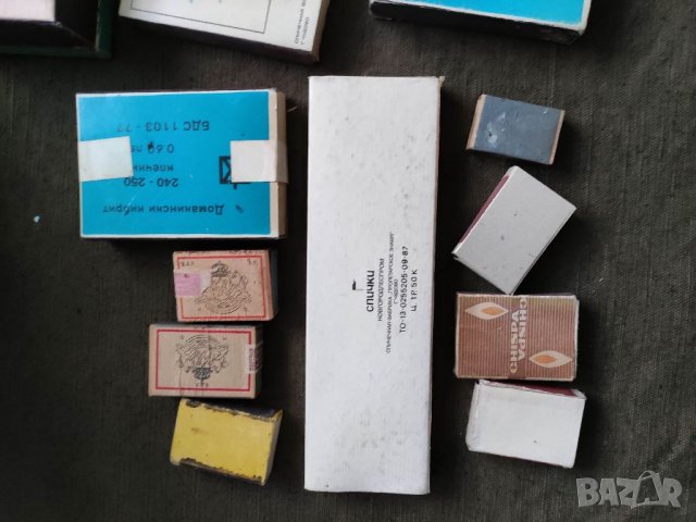 Продавам колекционерски кибрити и метални кутии, снимка 6 - Колекции - 32722573