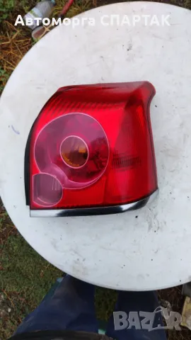 Десен стоп Toyota Avensis 1.6 VVT-i 110 конски сили