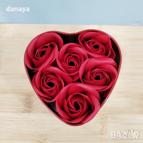 4408 Подаръчен комплект Рози в кутия сърце, снимка 3 - Декорация за дома - 43986183