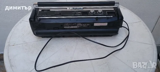 Радио касетофон SHARP, снимка 4 - Радиокасетофони, транзистори - 48449572