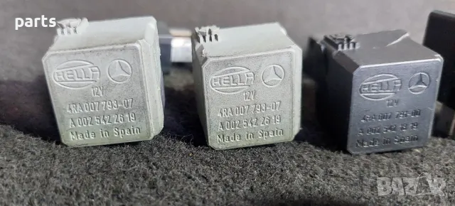 Релета Мерцедес CLS W219 N:77 - E W211 - ML W164 - S W221 - R - CLK - SLK - CL, снимка 3 - Части - 47600780