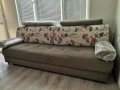 Симпатичен, разтегателен, запазен диван , снимка 1 - Дивани и мека мебел - 43244456