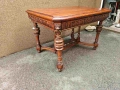 Трапезна маса с дърворезба, снимка 3
