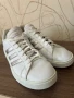 Адидас маратонки в бяло, снимка 5