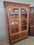 Масивна Витрина с Осветление внос от Германия , снимка 1