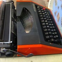 Стара българска пишеща машина Хеброс - 1300 Ф, снимка 3 - Антикварни и старинни предмети - 43760569