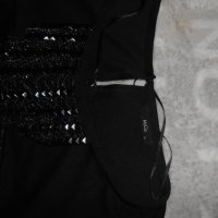 Елегантна черна рокля MAX&Co, снимка 8 - Рокли - 27420513