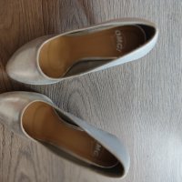 Сребристи обувки CCC, снимка 5 - Дамски обувки на ток - 37416802