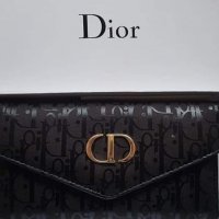 Дамско портмоне Christian Dior, снимка 1 - Портфейли, портмонета - 32246724