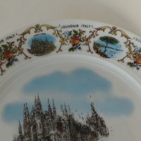 Декоративна порцеланова чиния за закачване на стена-Италия, снимка 2 - Други ценни предмети - 40376874