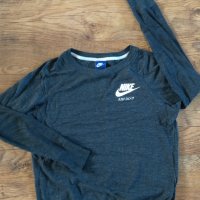 Nike Sportswear Gym - страхотна дамска блуза КАТО НОВА, снимка 4 - Блузи с дълъг ръкав и пуловери - 35560251