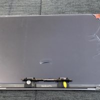 Нов MacBook Pro (2018-2020) дисплей (Space gray), снимка 2 - Части за лаптопи - 40689110