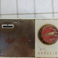 GRUNDIG micro boy 1958г, снимка 2 - Радиокасетофони, транзистори - 37500009