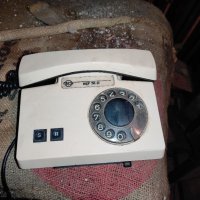 Работещ стар телефон- перфектно състояние . , снимка 6 - Антикварни и старинни предмети - 37130639