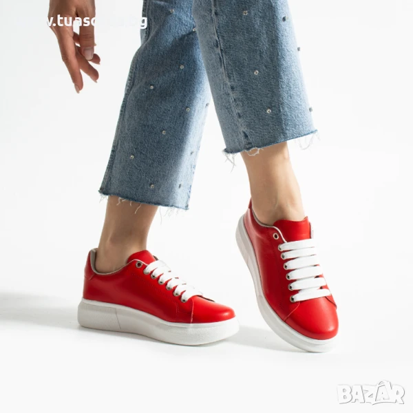 Дамски анатомични червени кецове от естествена кожа | Марка Tuasolea, снимка 1